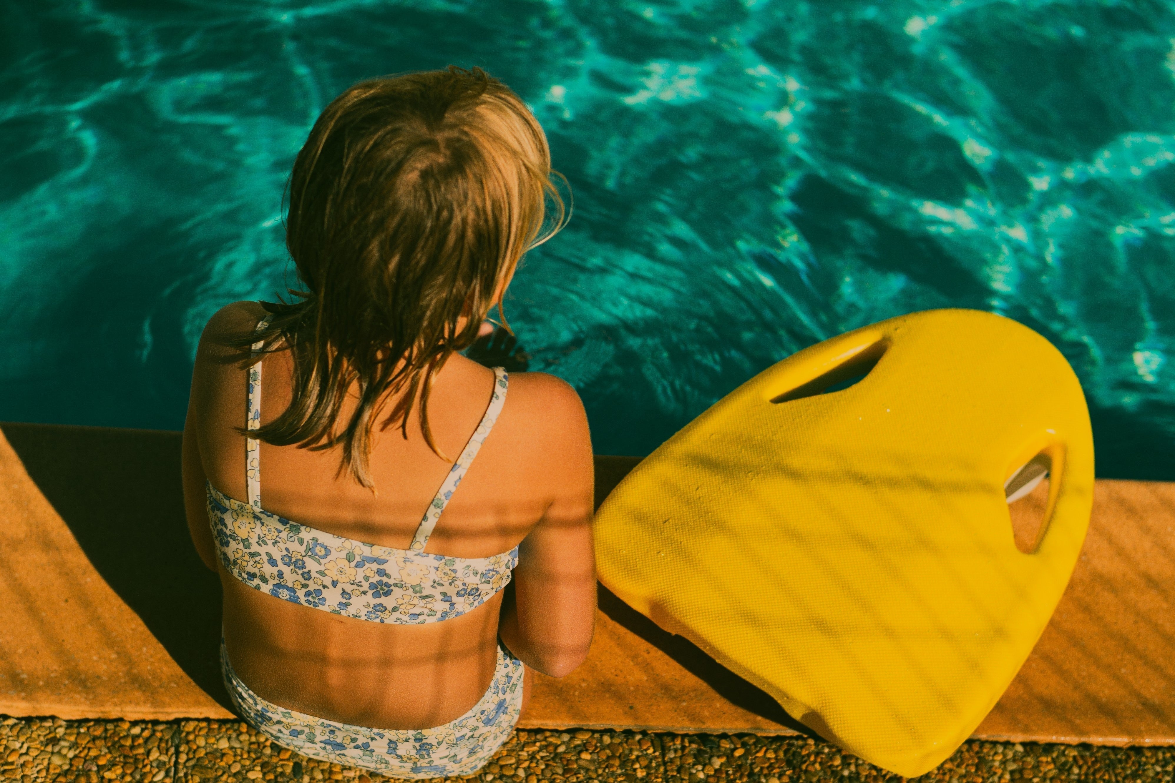 Pool accessories How to play comfortably in an underwater pool