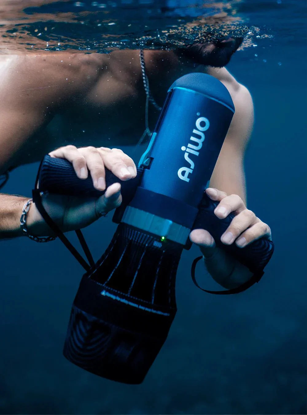 Turbocharge Your Water Adventures: An In-Depth Review of the ASIWO U1 Sea Scooter - Asiwo Sports