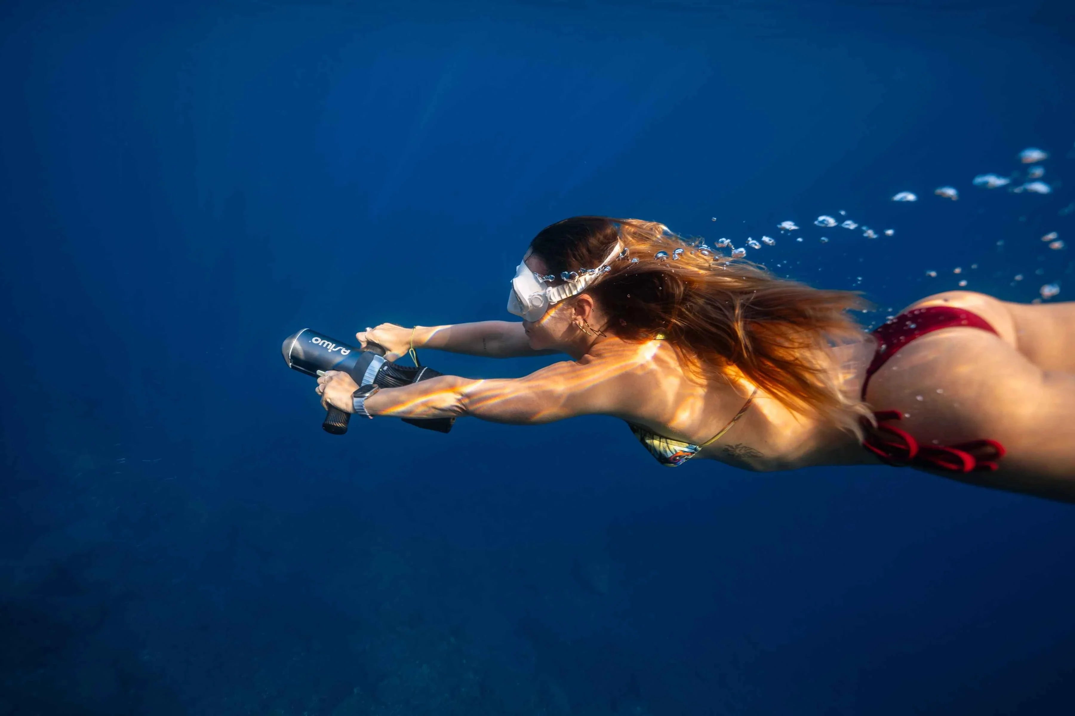 Enhance Your Ocean Exploration with Asiwo U1 Underwater Scooters: A Diver Propulsion Solution Without Limits