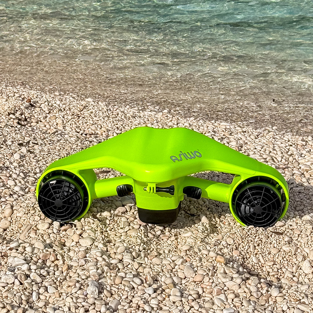 Enhance Your Mako Electric Kickboard Experience With the Best Battery Charger and Asiwo Underwater Scooters